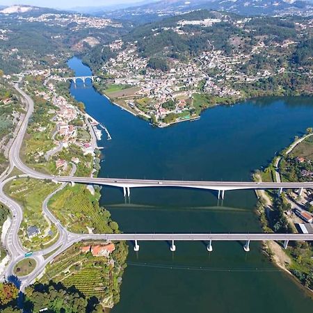 Appartamento Burguesinha Al Entre-Os-Rios Esterno foto