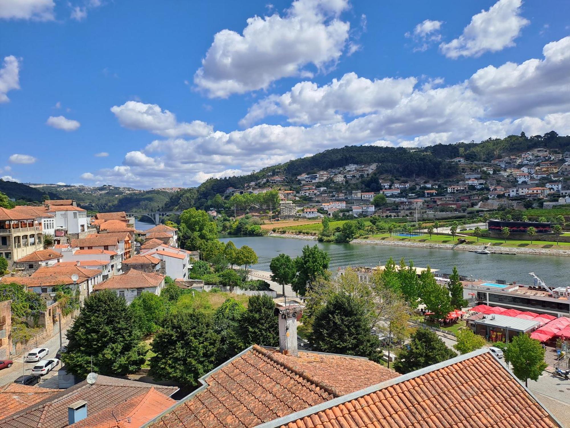 Appartamento Burguesinha Al Entre-Os-Rios Esterno foto